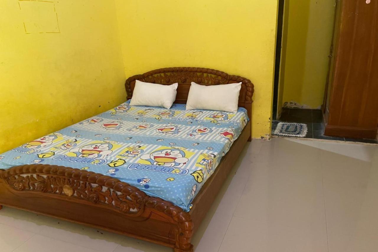 Oyo Life 93036 Eddy Homestay Syariah Lamongan Exterior foto